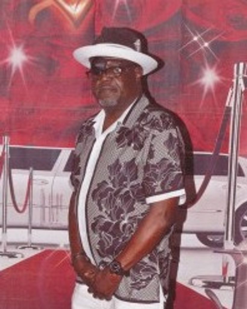 Robert Lawrence Hamilton Jr. Profile Photo