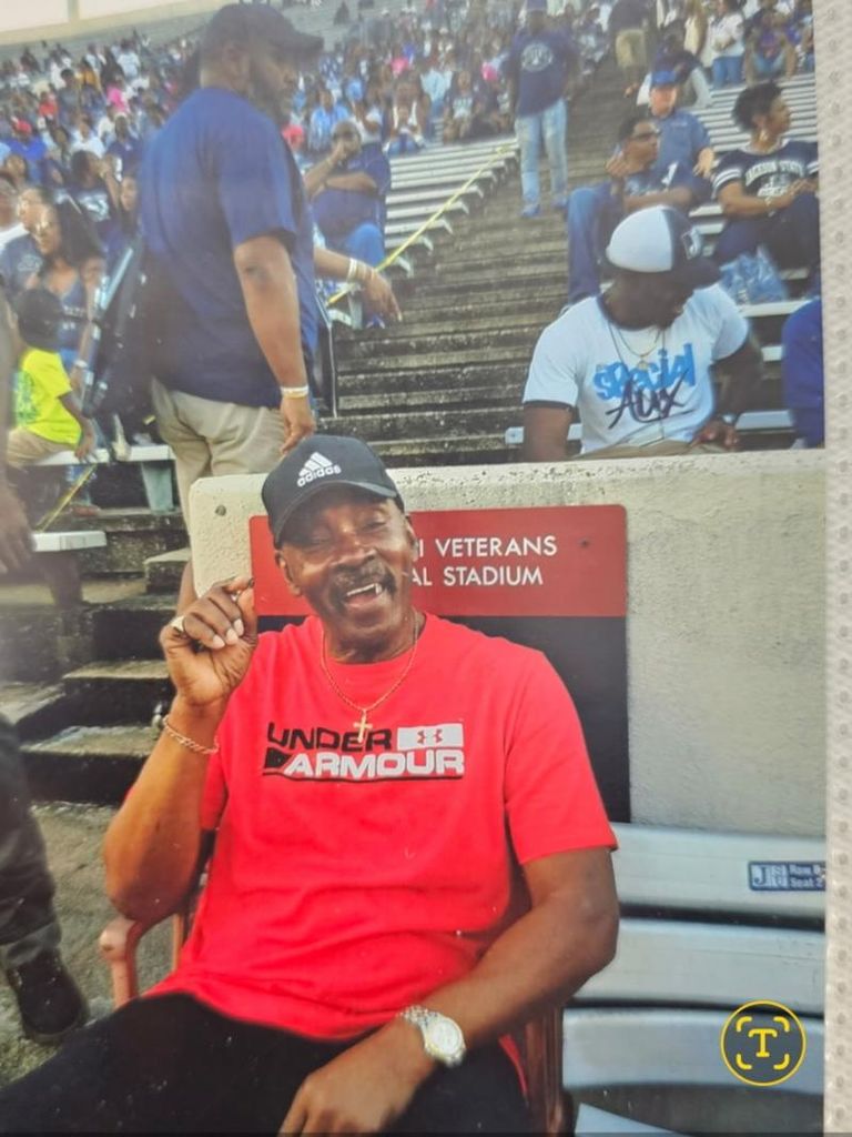 Bennie Crenshaw Profile Photo