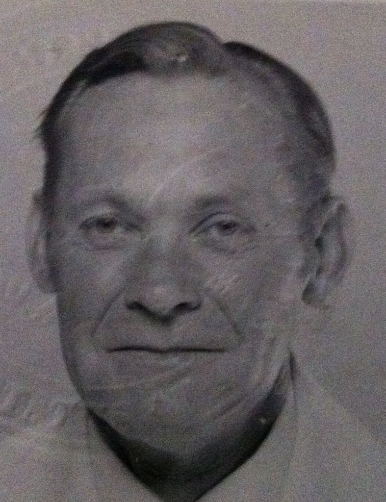 R Russell Evans Profile Photo