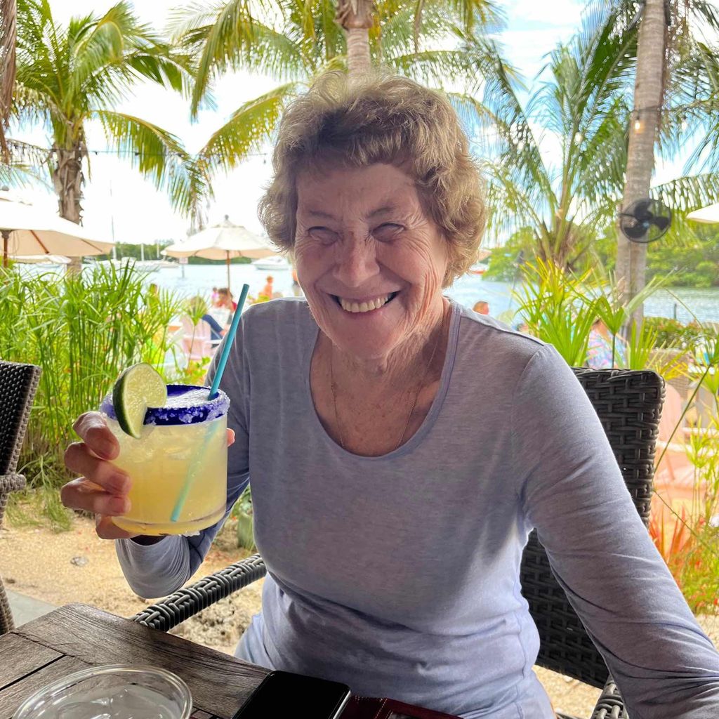 Lois June Quintana Profile Photo