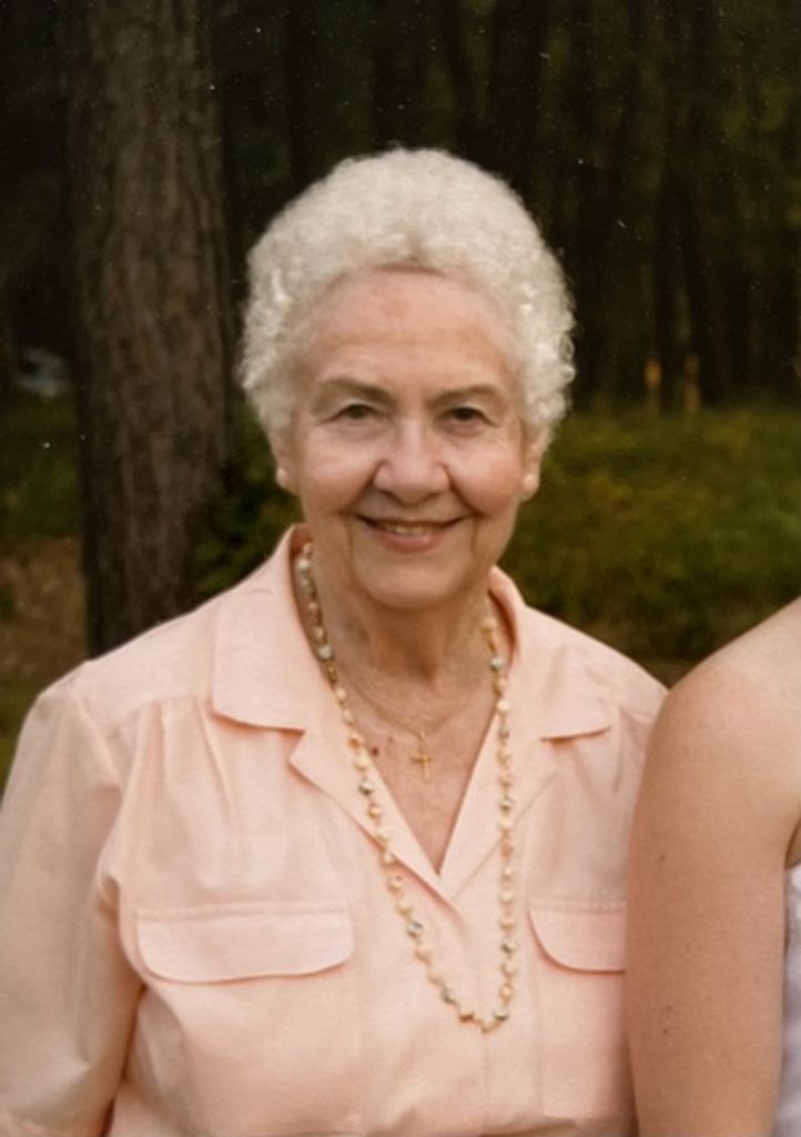 Elizabeth M. Bloom Profile Photo