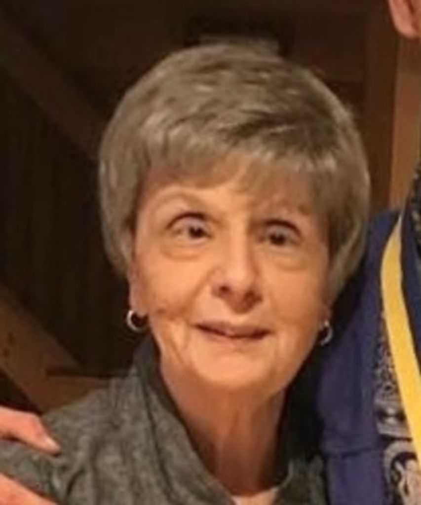 Thomasine "Tommi" Lenfest