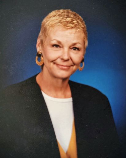 Leslie Stettes Profile Photo