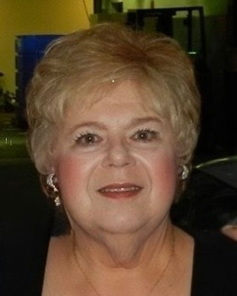 Elizabeth Ditta Roos Profile Photo