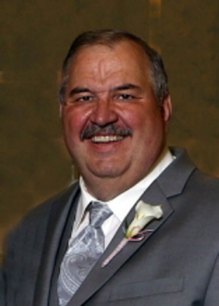 Barry D Schultz