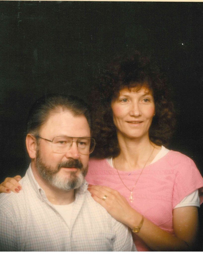 Lynn Kay McCollum