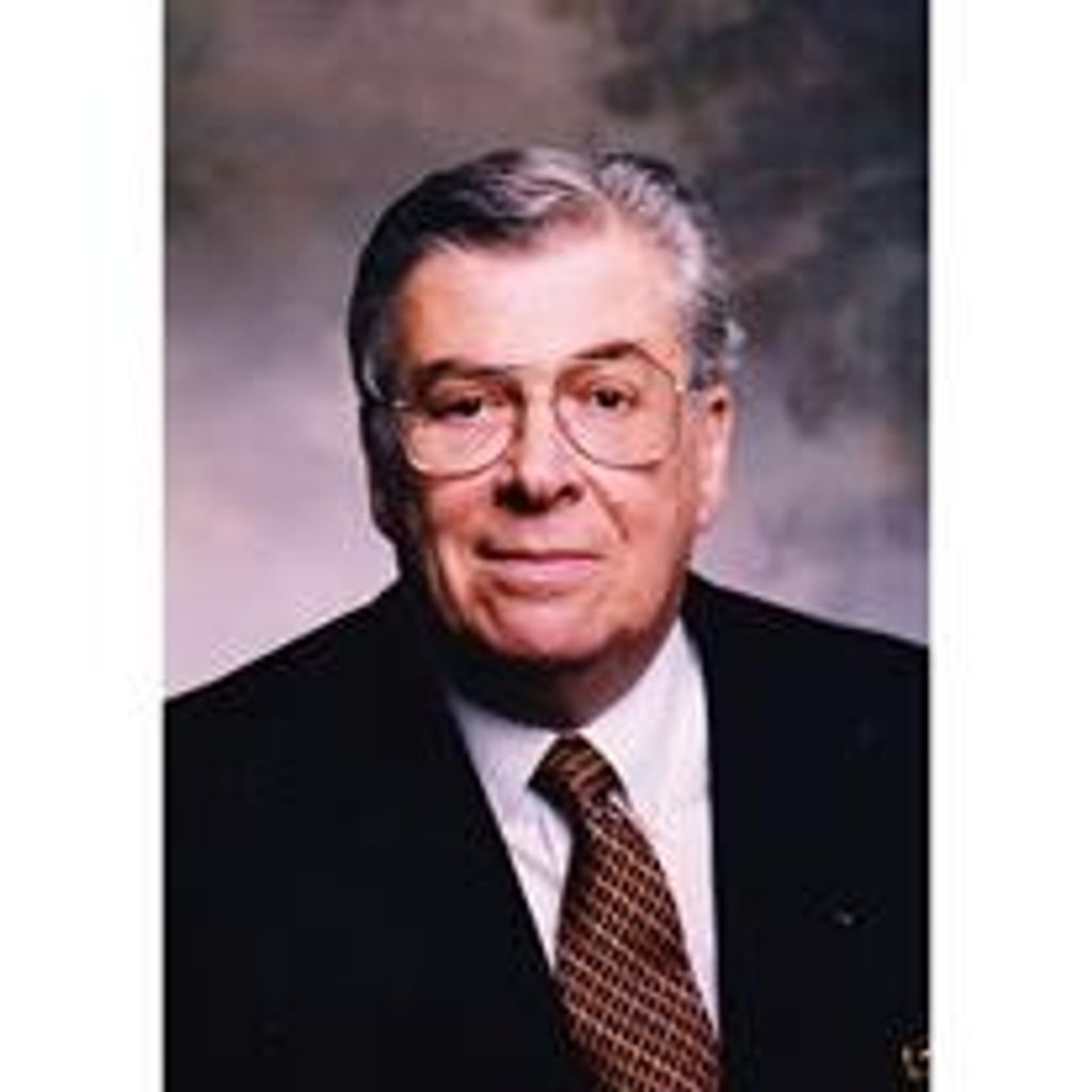Sylvan M Byck,