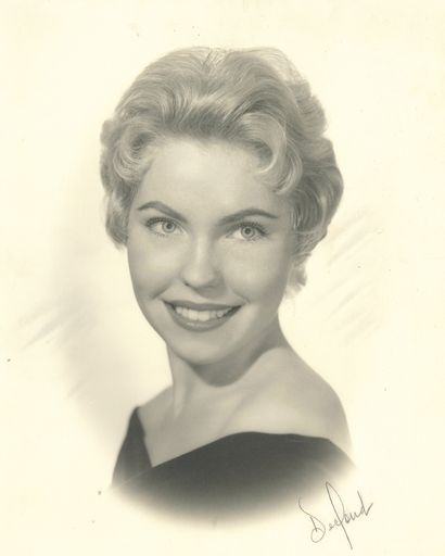 Donna L. Jobe's obituary image