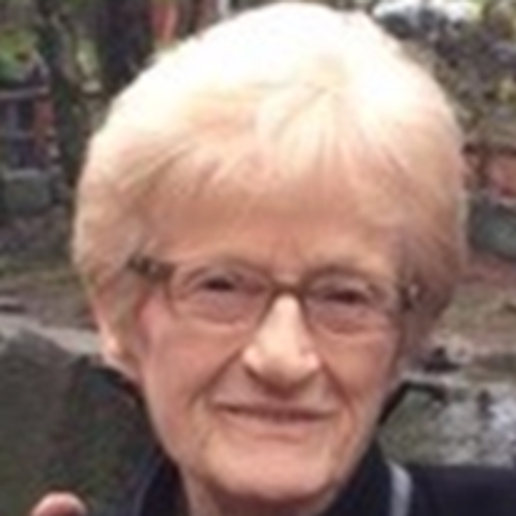 Amelia L. (Petrucci) Garneau