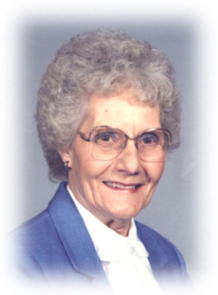 Doris Maxine Grass