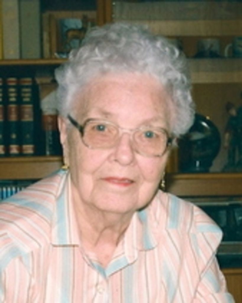 Esther Linder Profile Photo