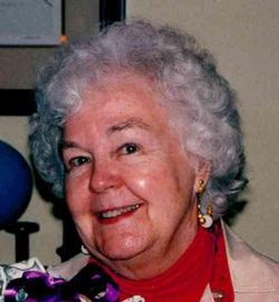 Phyllis Leslie
