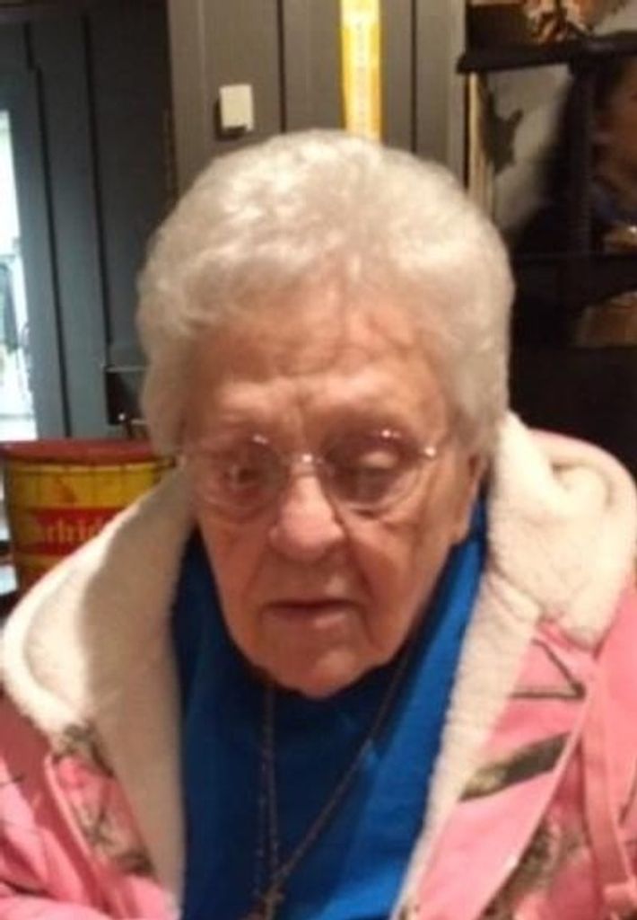Evelyn Marie Rita Lamberti