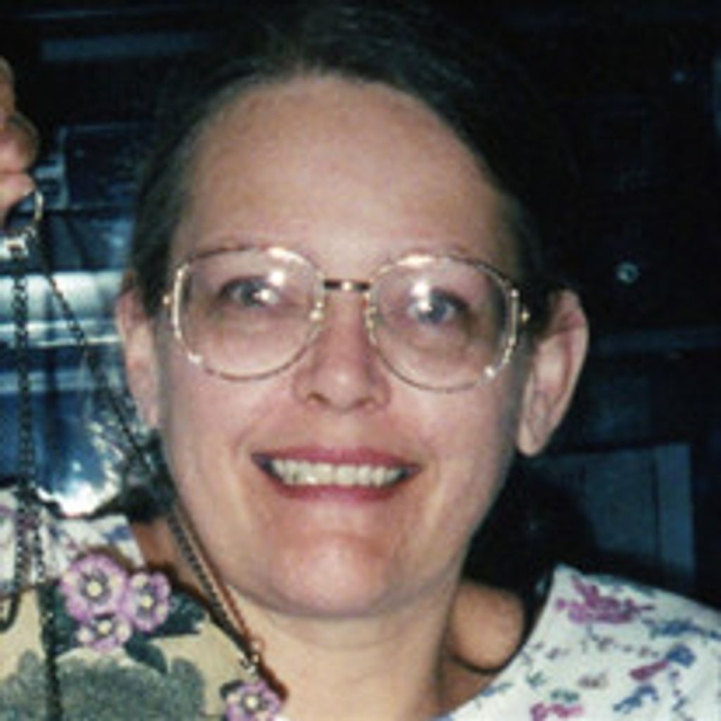 Julie Petri Delzell
