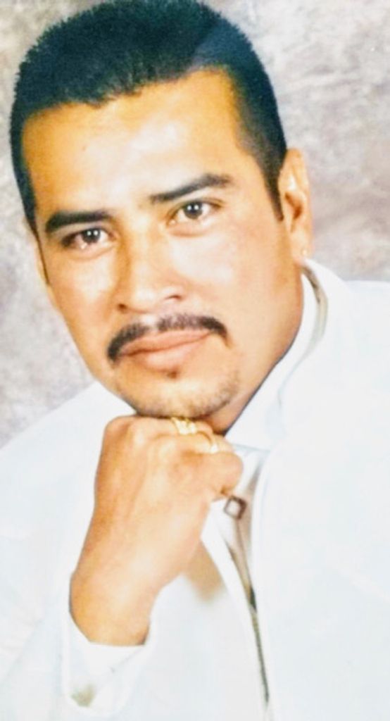 Salvador Modesto Gomez