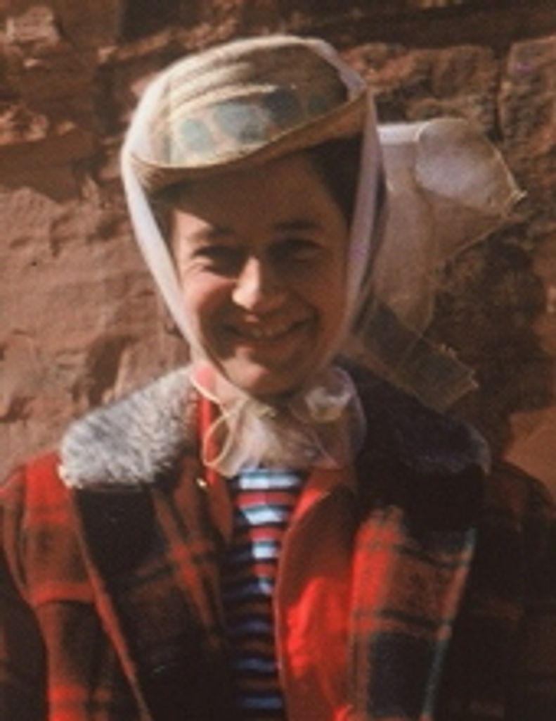 Dorothy June Head