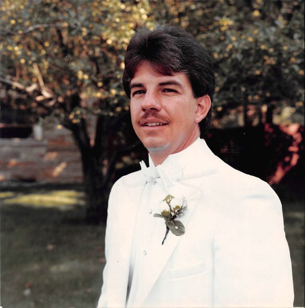 Mr. Ronald Lee Carver Profile Photo