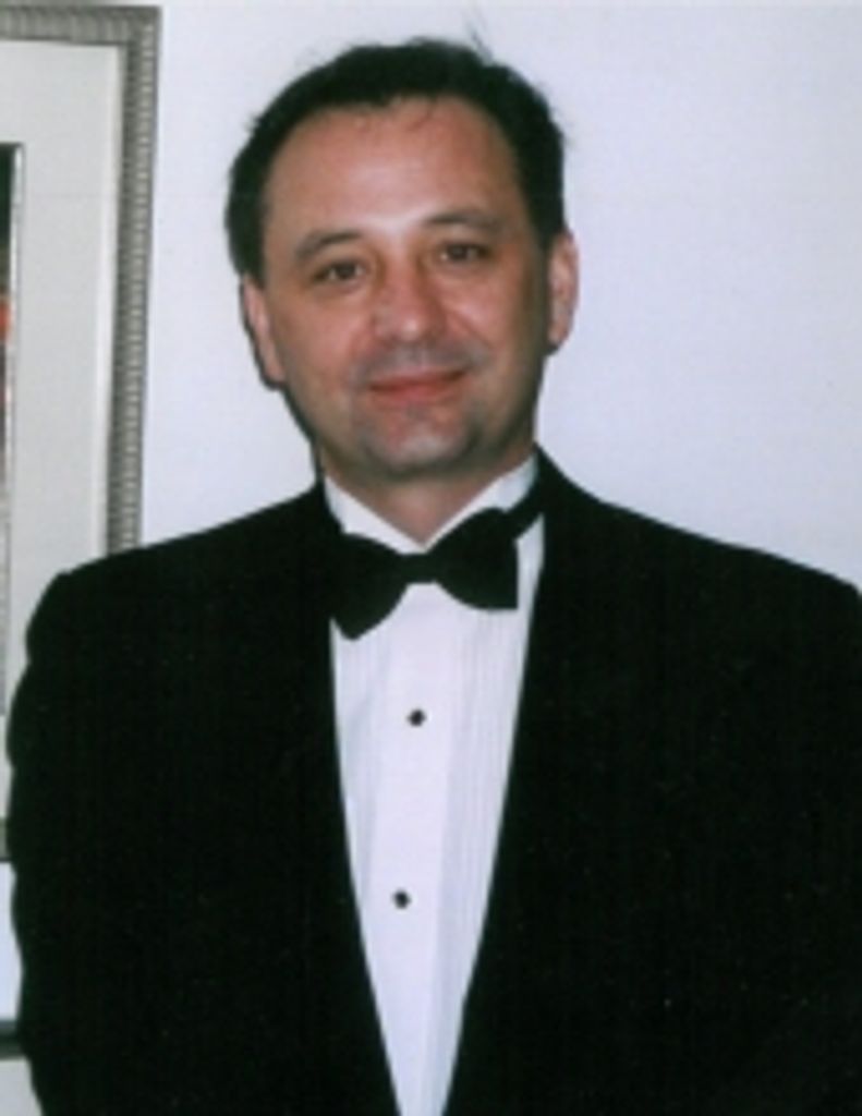 Chris E. Lopienski