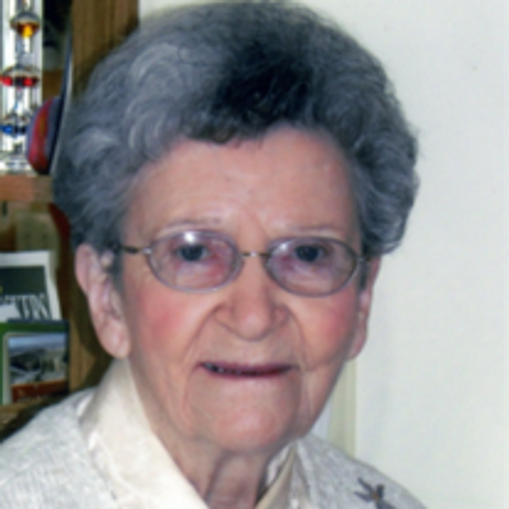 Mary Louise Lee