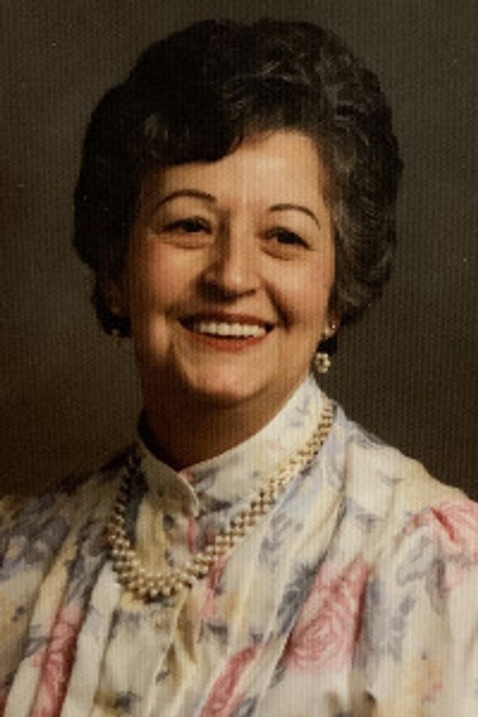 Estelle J. Halsdorff Profile Photo