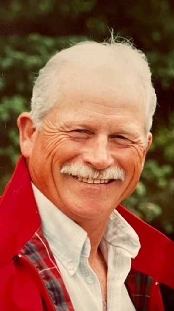 Michael Thomas Ratigan Profile Photo