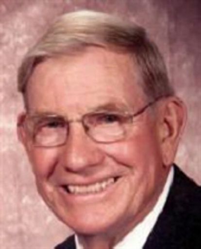 Russell E. Duitsman photo gallery thumbnail 1 of 2
