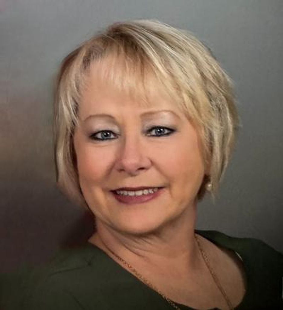 Mary Jo Drouin Lemoine Profile Photo