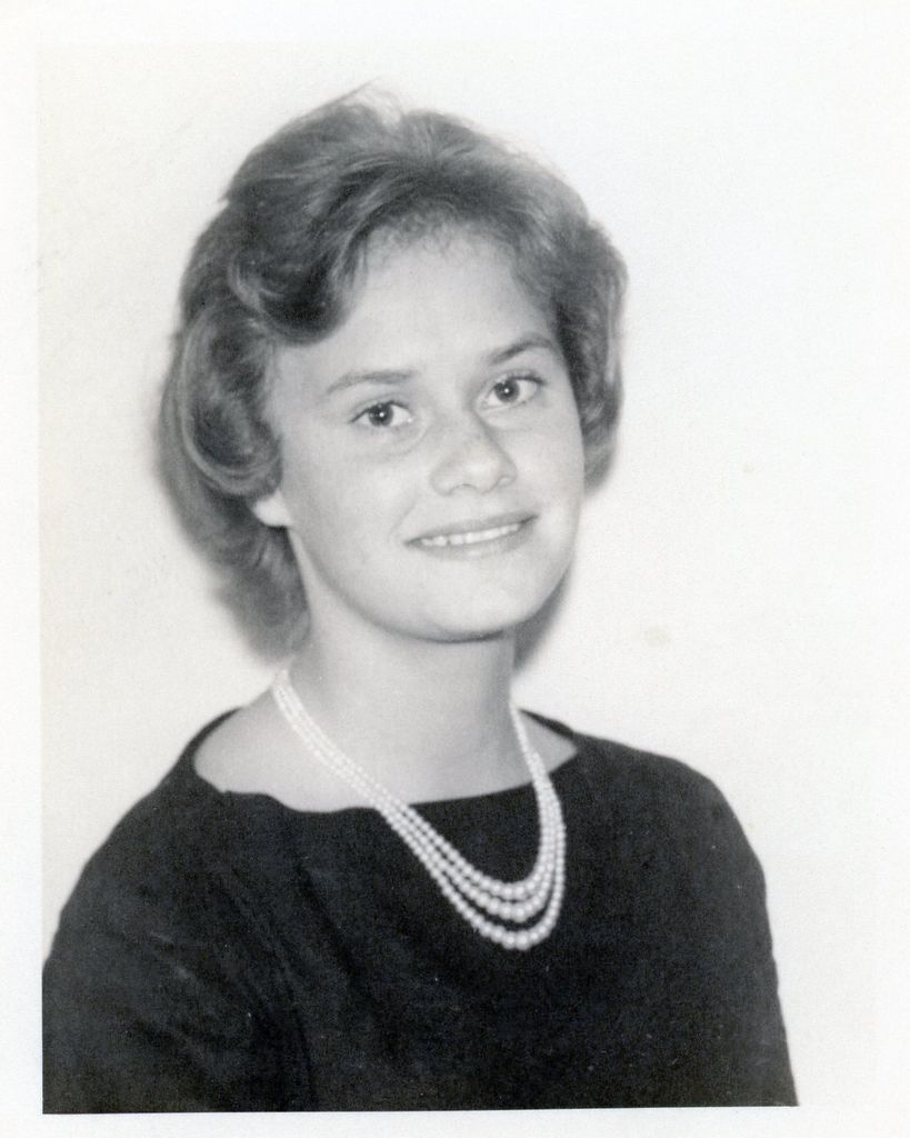 Elizabeth May Elliott Profile Photo