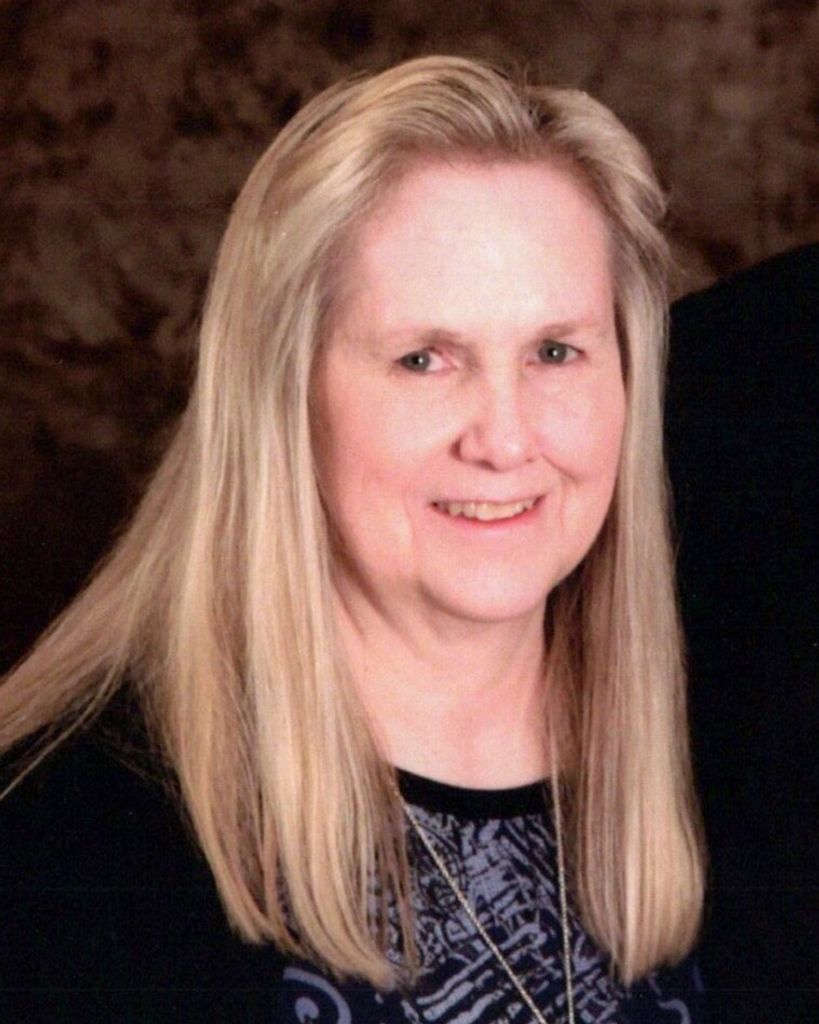 Carolyn Jones Heaton Profile Photo