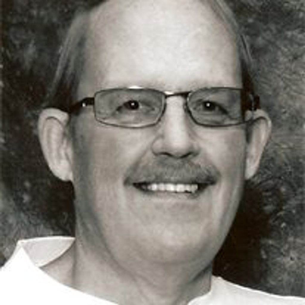 Robert Henderson Profile Photo