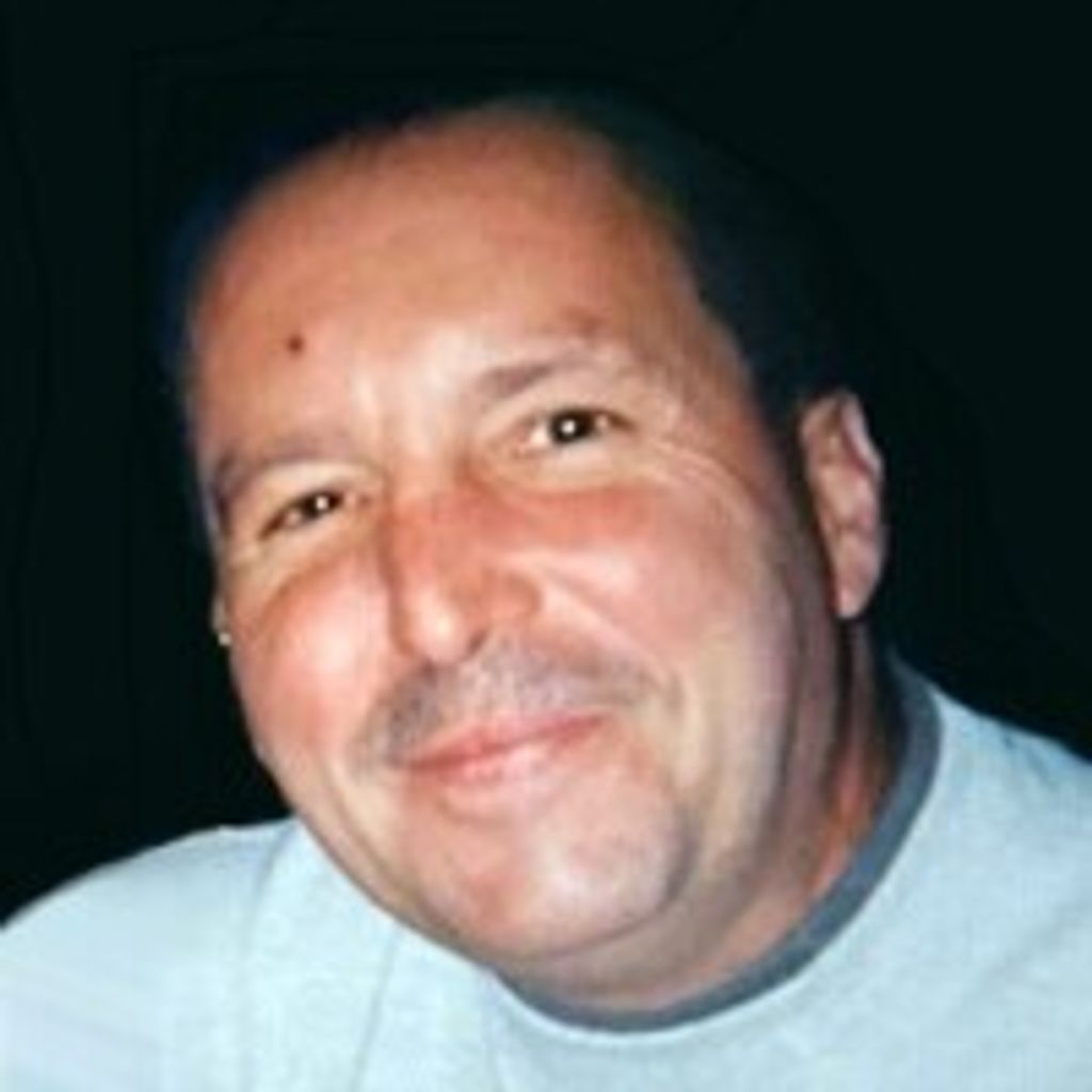 Robert W. Plavi, Sr.