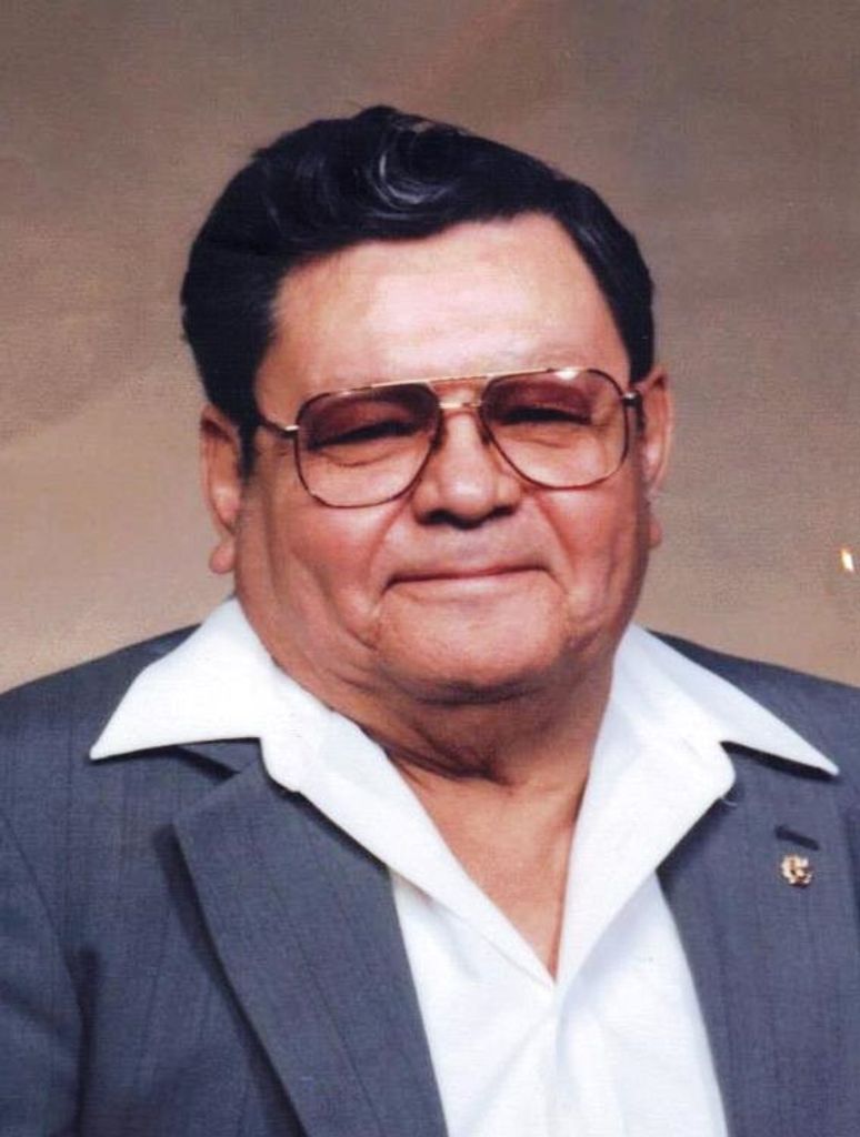 Alexander Flores Profile Photo