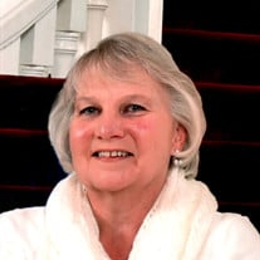 Rhyll Sandy Sharpe Profile Photo