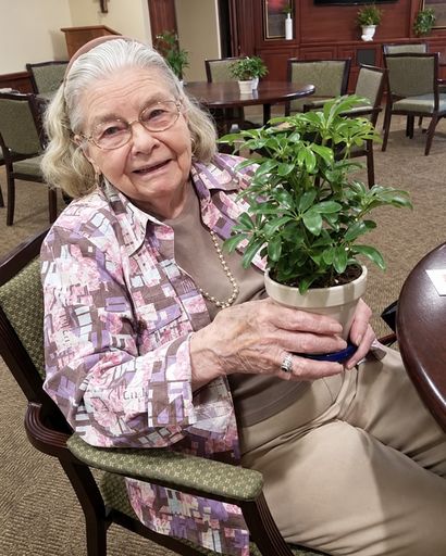 Leona Jeannette Hager's obituary image