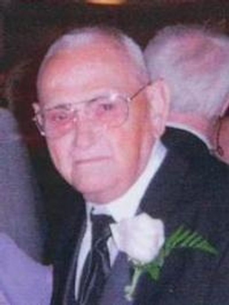 Raymond Kochik