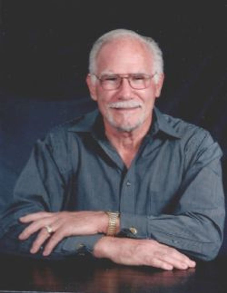 Henry Lee Crumrine Profile Photo