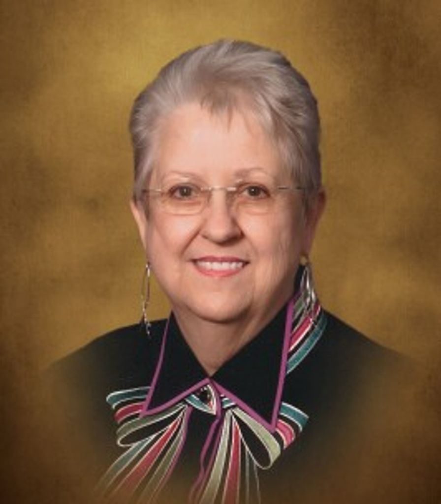Linda Gibson Profile Photo