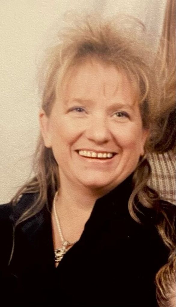 Julia Lynn Emmons Profile Photo