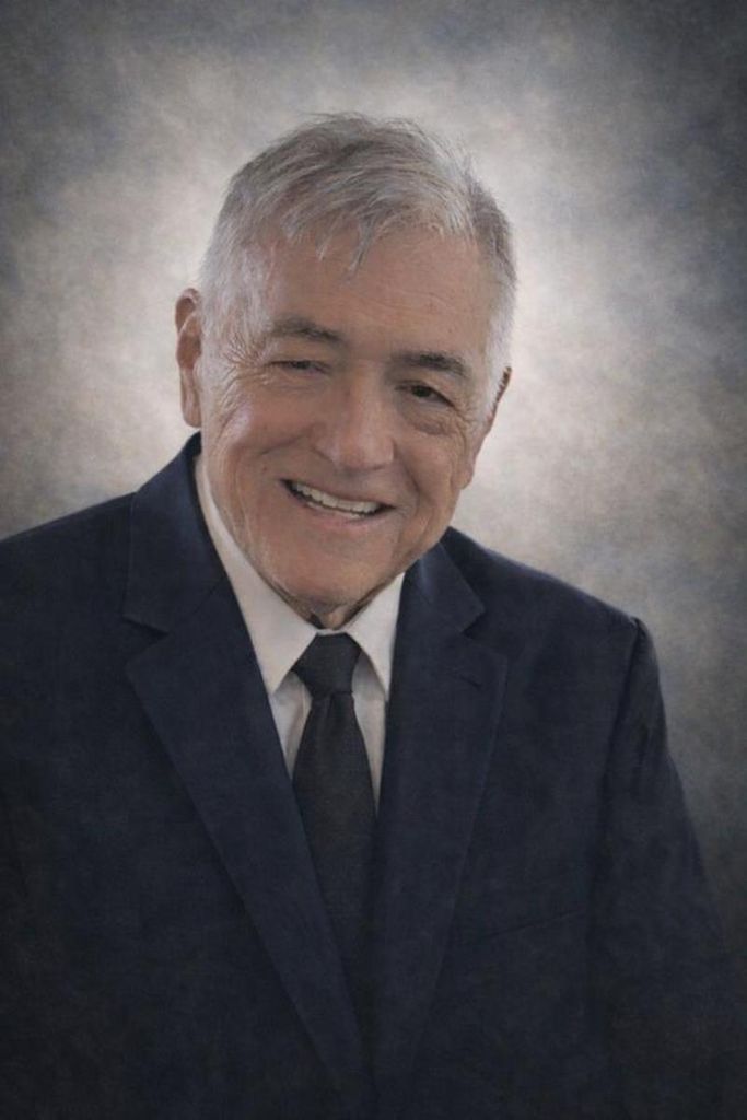 Oscar Leopoldo Cerna Profile Photo