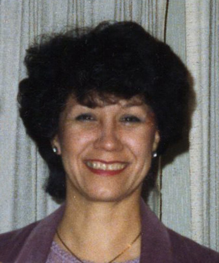 Andrea Louise (Maldonado)  Leander