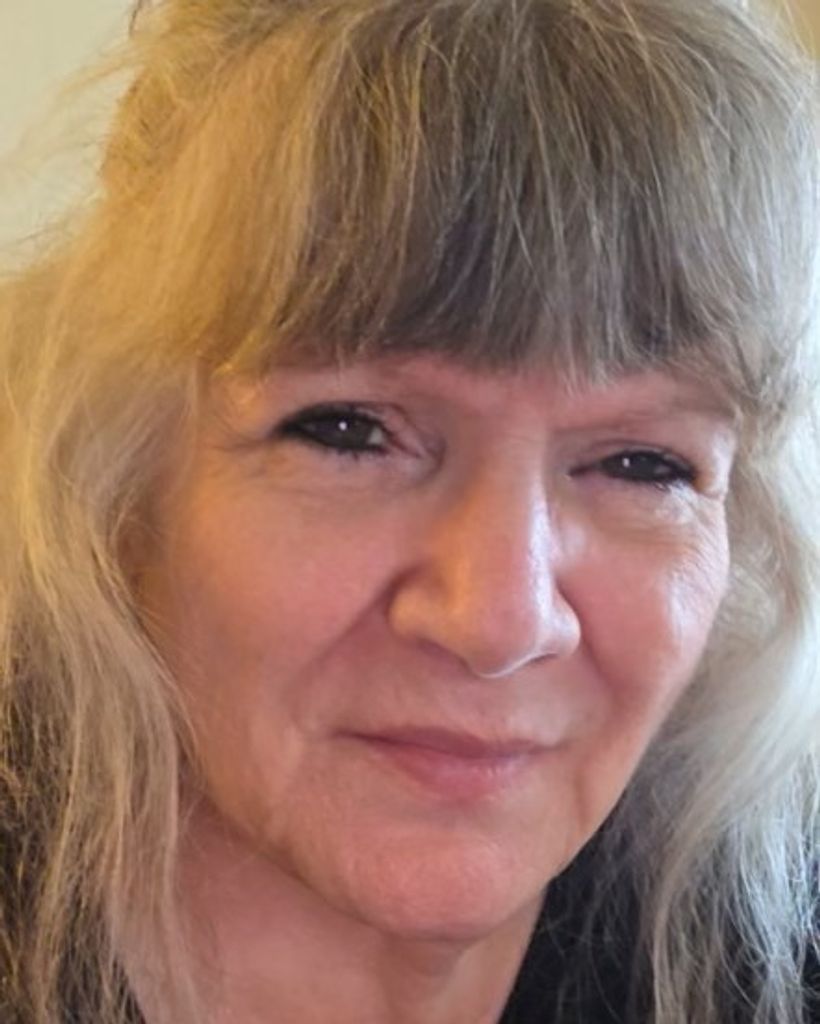 Elizabeth Hettich Profile Photo