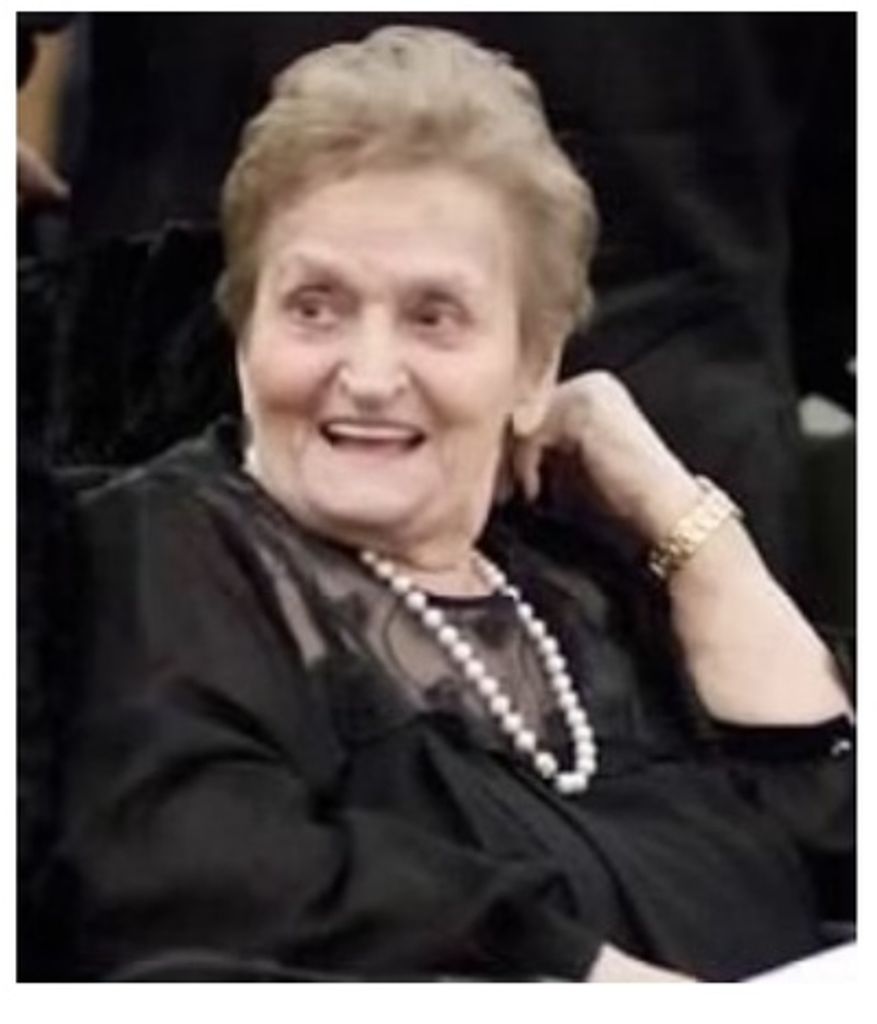 Barbara Bidianos Profile Photo