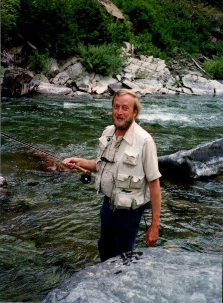 Stephen Hayward Robertson Profile Photo
