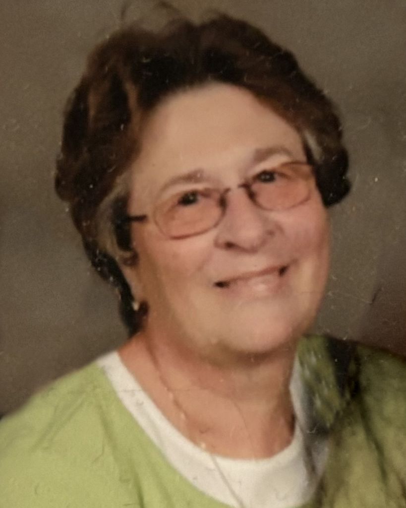 Donna Ruth Moore Profile Photo
