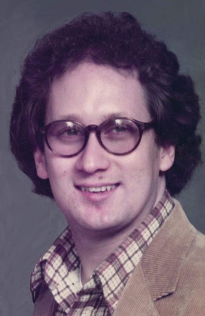 Mr Kevin William Webb Green