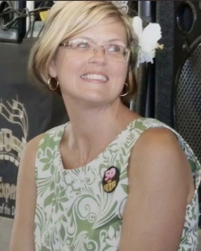 Melanie Lynn Flowers Profile Photo