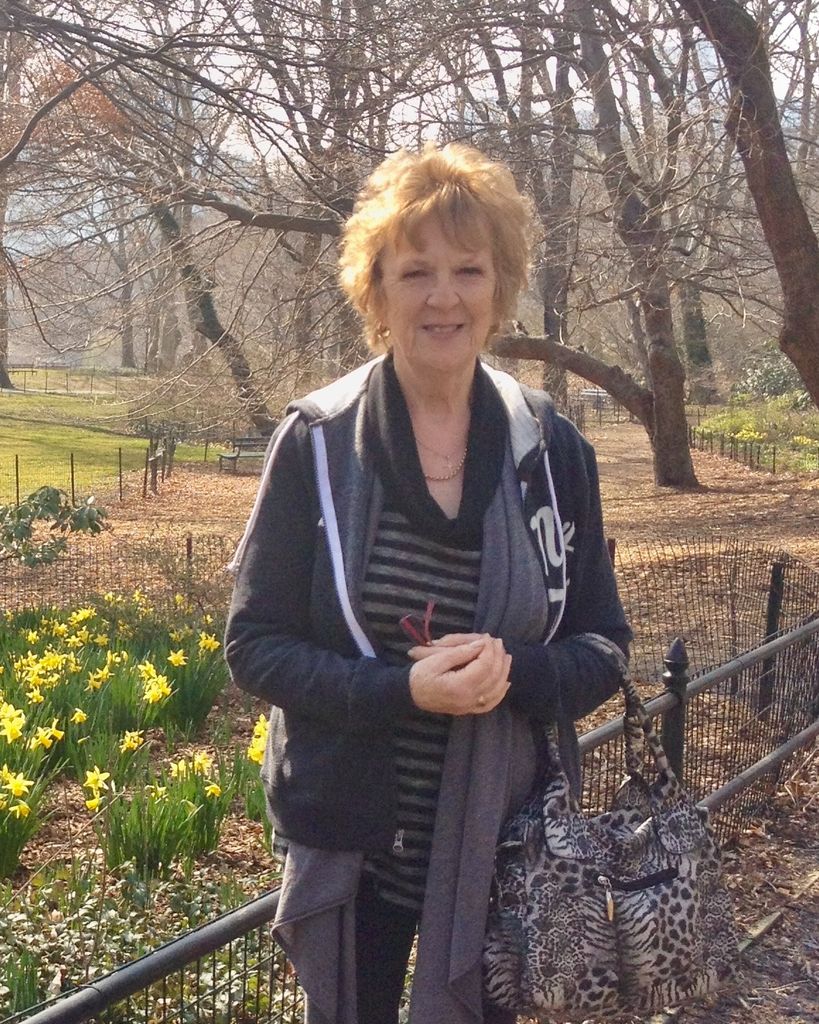 Pauline Hollis