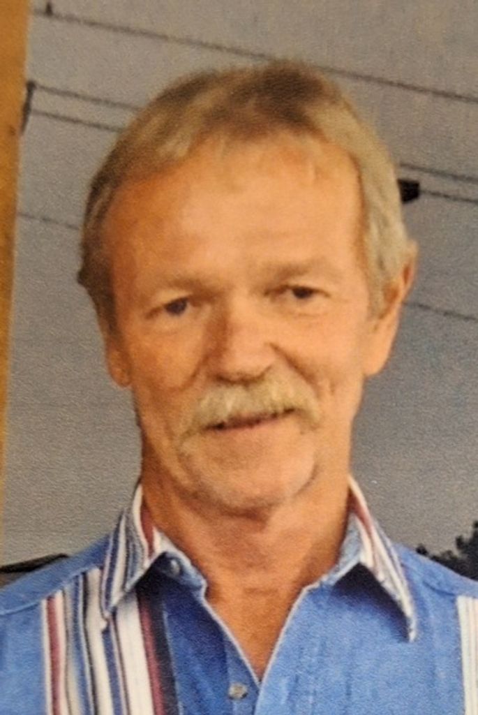 Johnny Rhea Hatfield Profile Photo