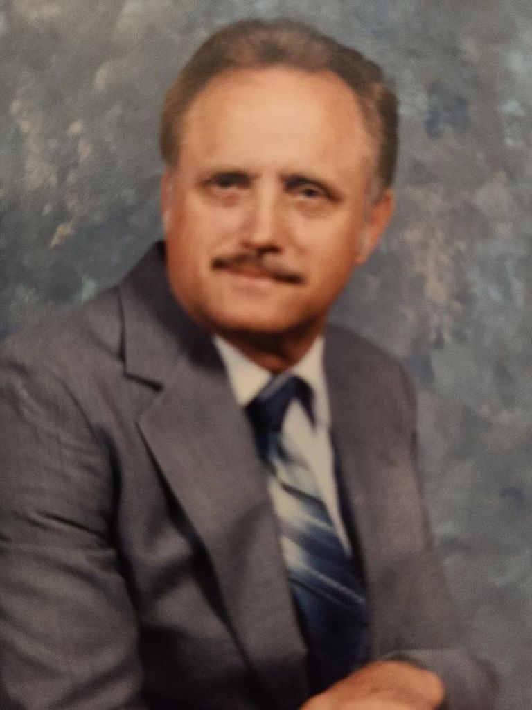 Leon Hall Profile Photo