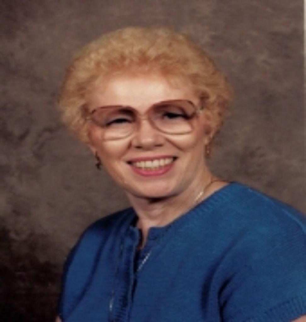 Rose Hunter Dean Profile Photo
